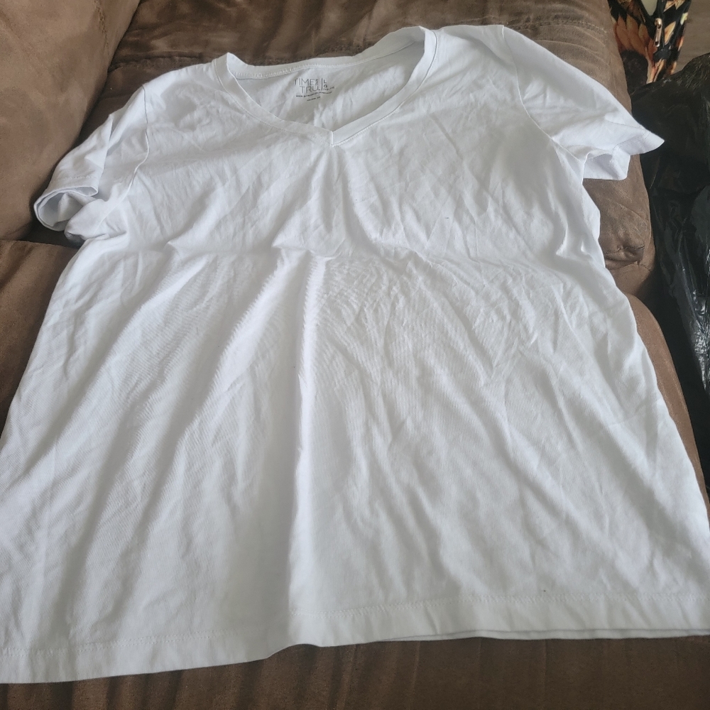Time and Tru shirt